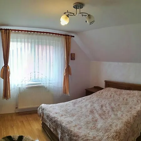 Casa Lacry بيت ضيافة 3*