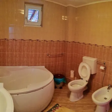 Casa Lacry بيت ضيافة Mînăstirea Humorului